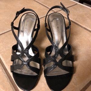 Nine West black heels size 6 1/2
